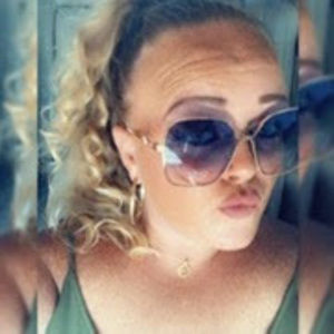 Meet your Posher, Kari